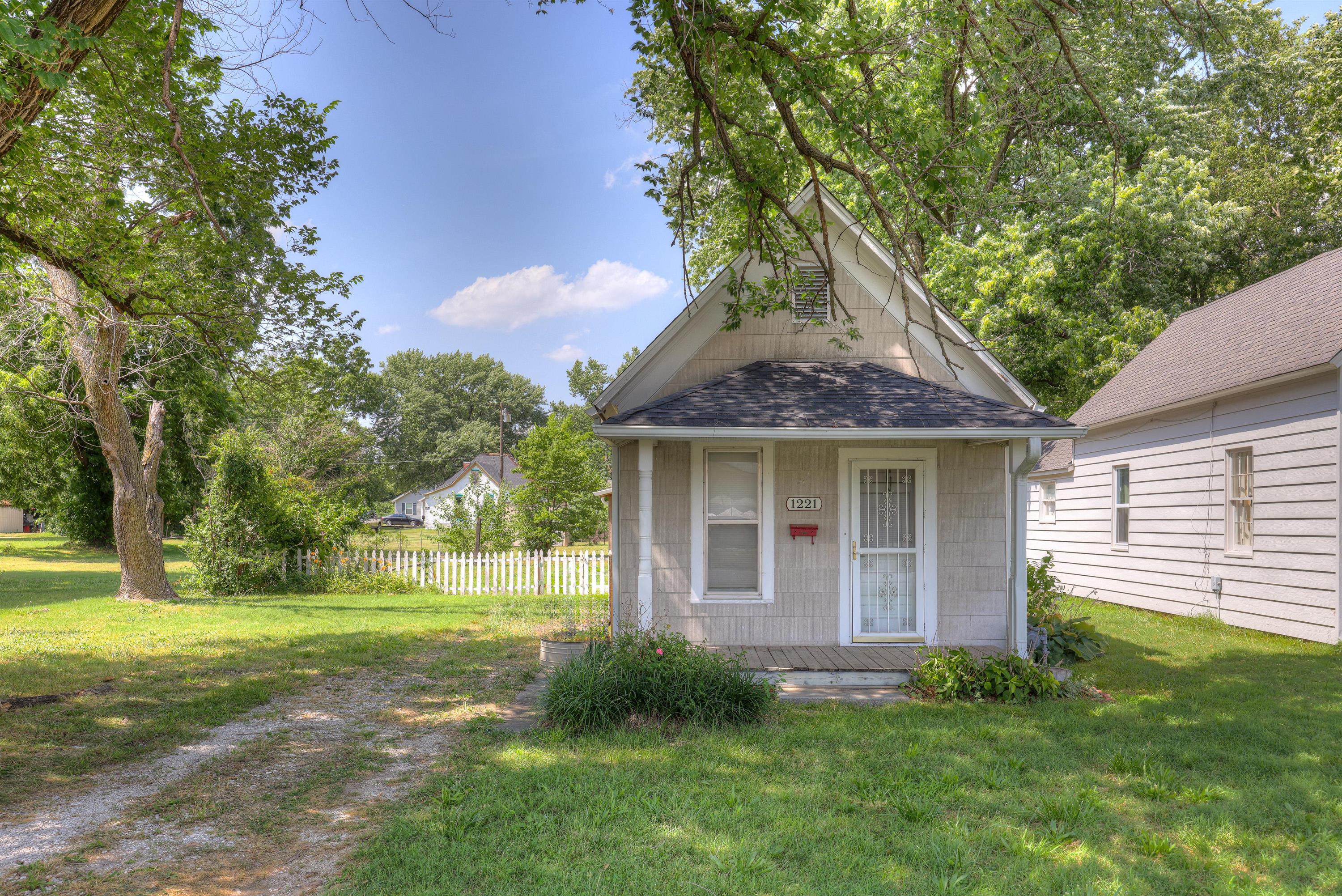Property thumbnail image